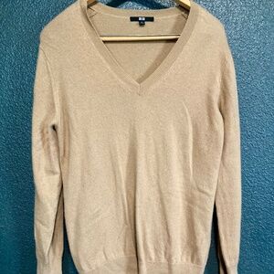 Uniqlo Caramel Colored 100%Cashmere V-Neck Pullover Sweater Size XL